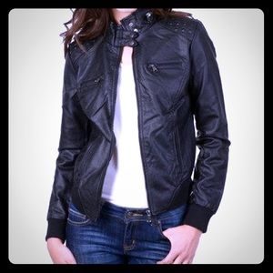 Women’s Black Leather Jacket Size M